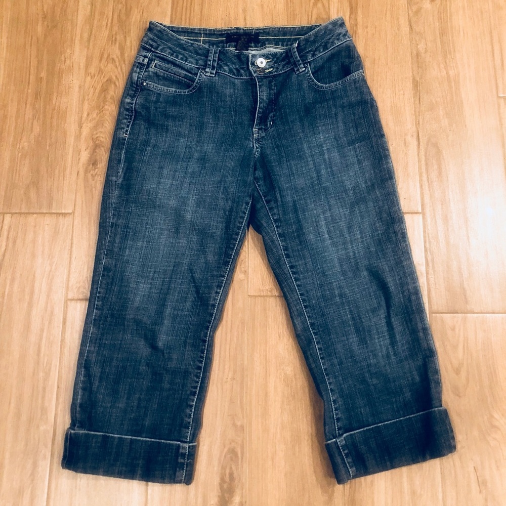 EUC Designer Stretch Denim Capri Jeans Size 8